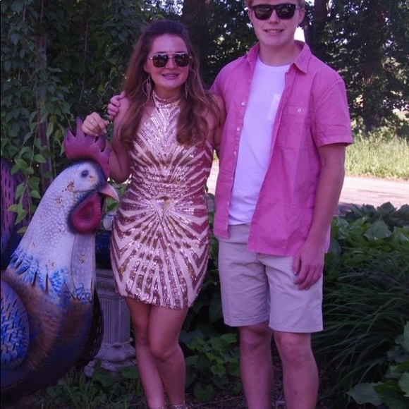 Selling a beautiful hoco dress that is definitely one of my favorites!!! - Picture 5 of 6